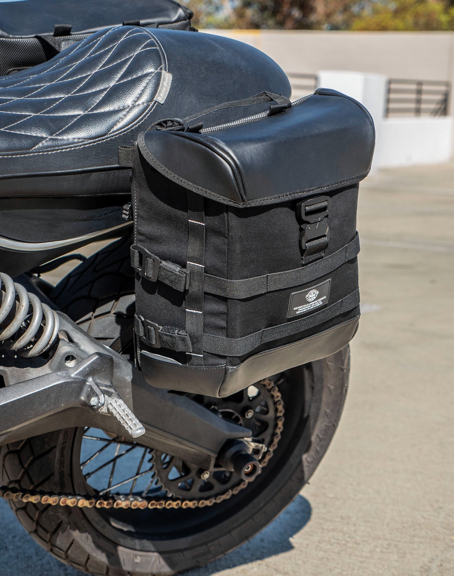15L - Incognito Quick Mount Medium Ducati Scrambler (2014-17) Solo Alforja (Left Only)