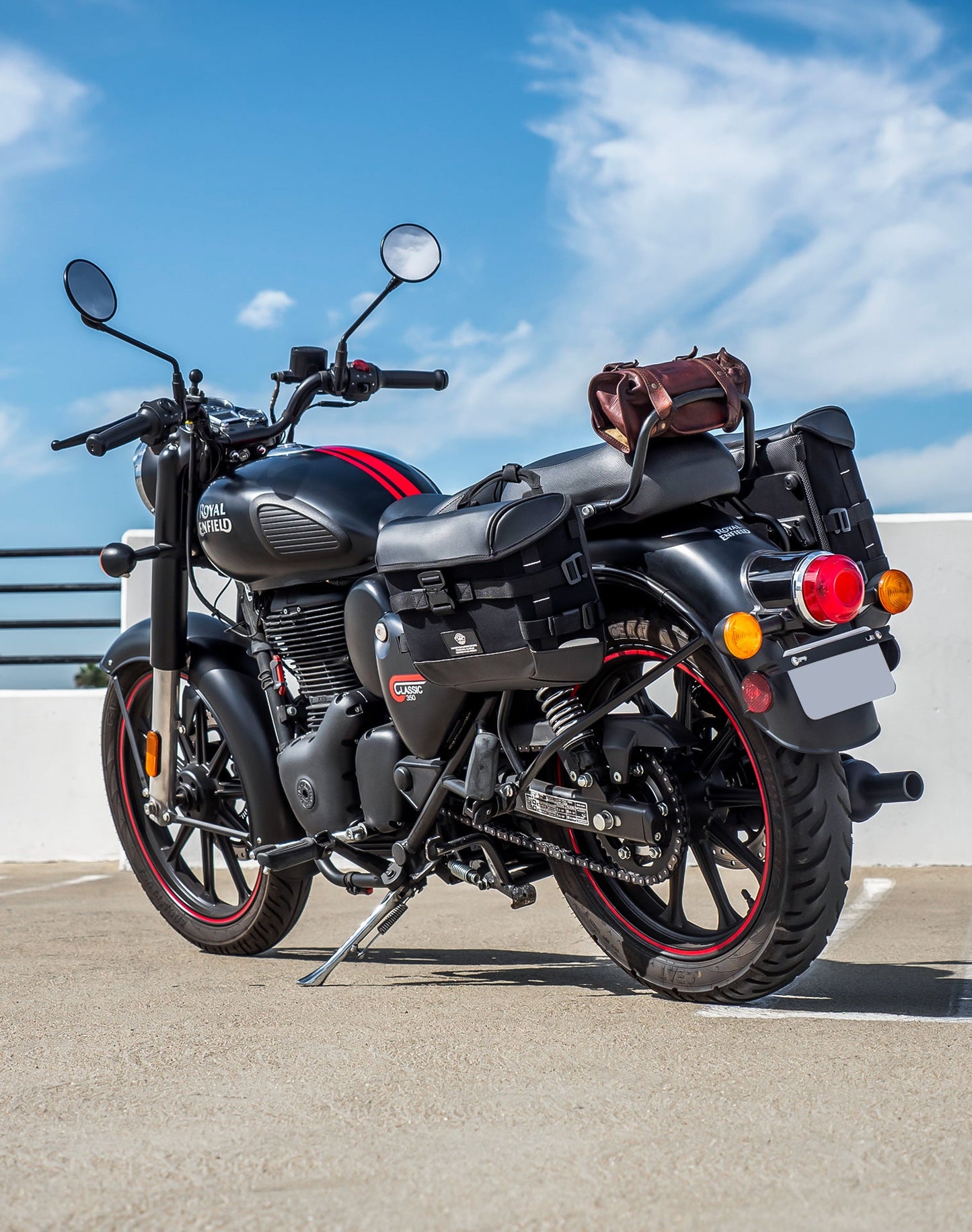 10L - Incognito Quick Mount Small Royal Enfield Classic 350 Solo Alforja (Left Only)