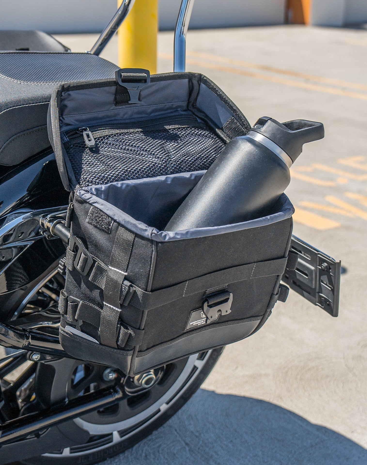 10L - Incognito Quick Mount Small Harley Softail Breakout FXBR/S Solo Alforja (Left Only)