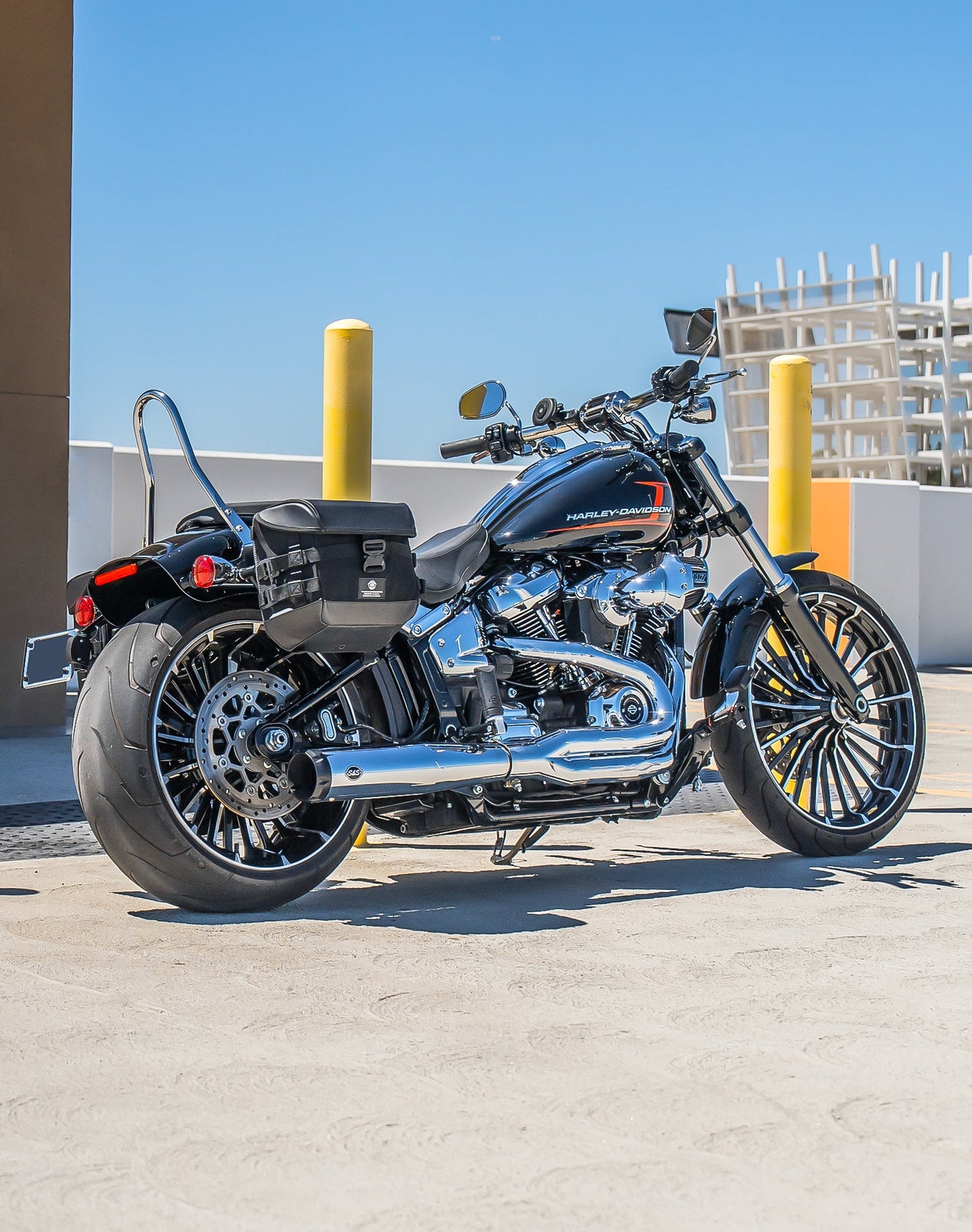 10L - Incognito Quick Mount Small Harley Softail Breakout FXBR/S Solo Alforja (Right Only)
