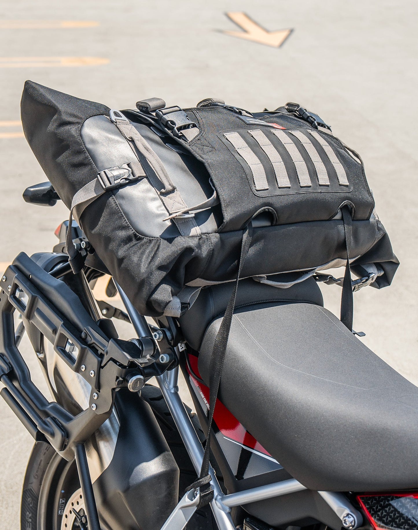 30L - Mochila Apex Triumph Adventure Touring