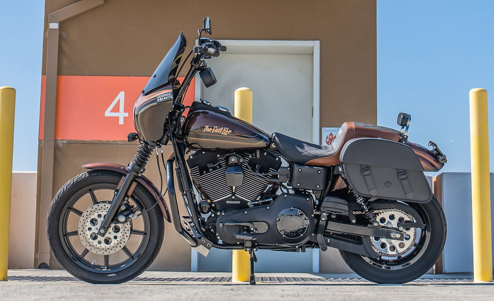 28L - Baelor Medium Quick Mount Motocicleta Alforjas para Harley Dyna Super Glide FXD/I