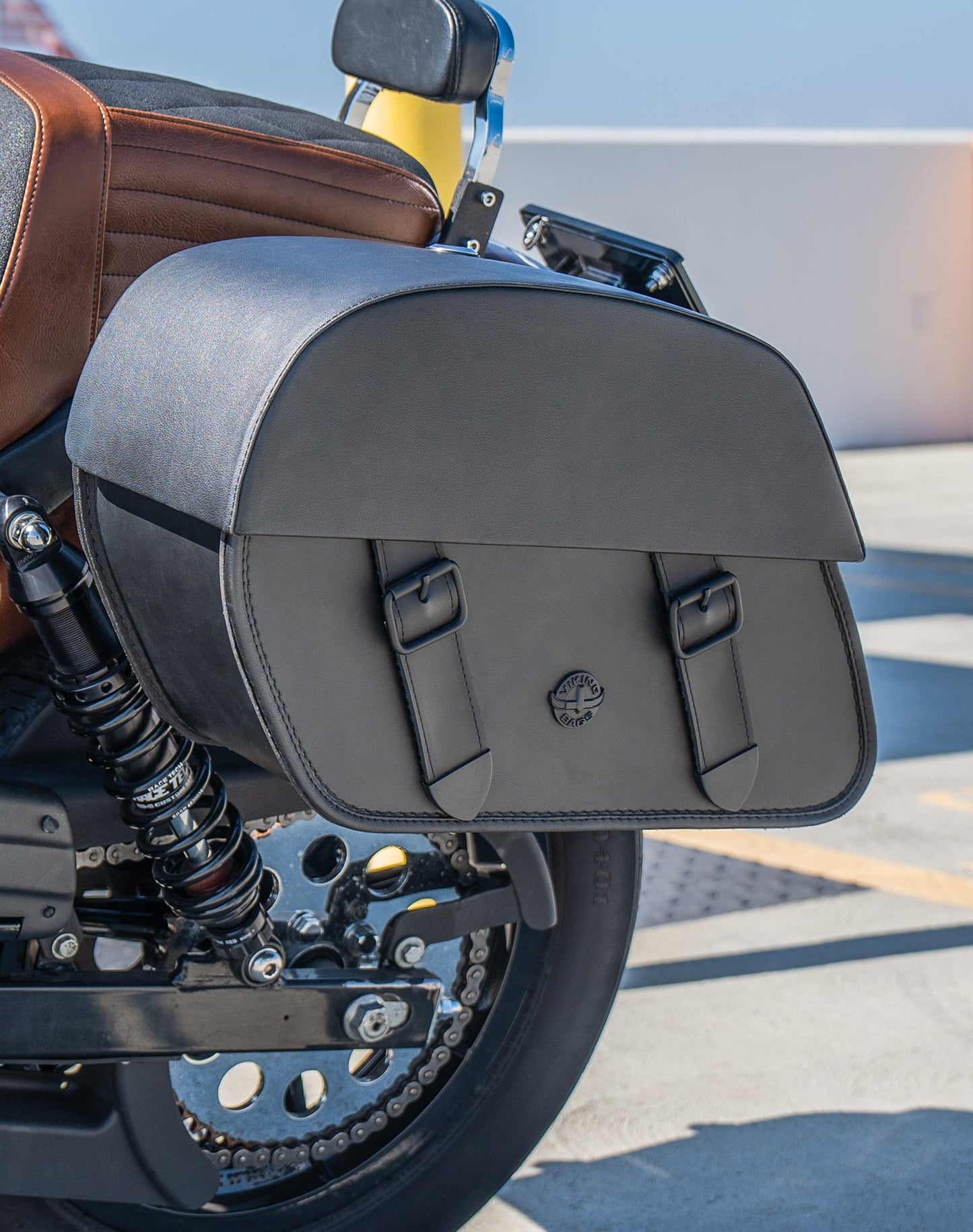 28L - Baelor Medium Quick Mount Motocicleta Alforjas para Harley Dyna Super Glide FXD/I