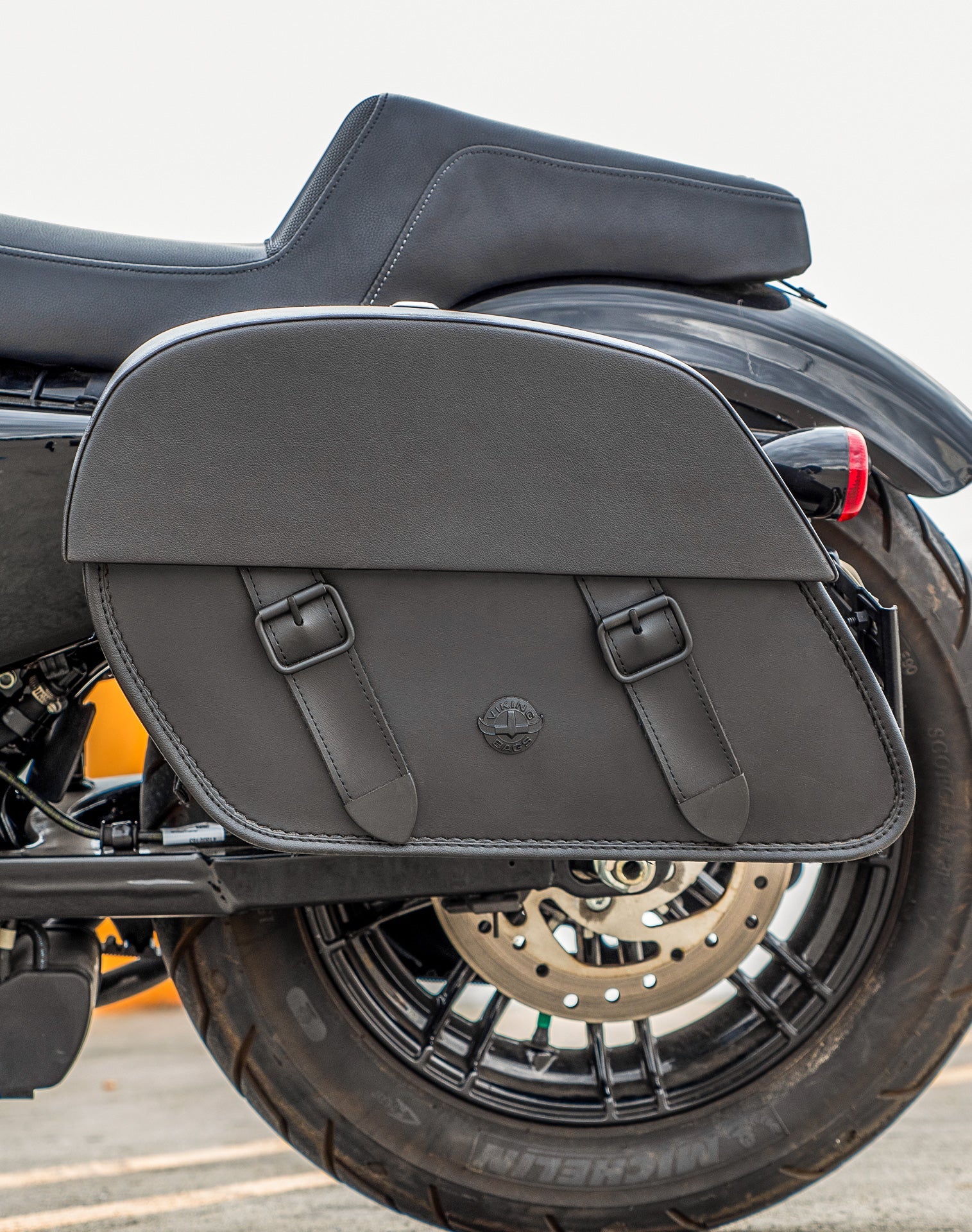 28L - Baelor Medium Quick Mount Motocicleta Alforjas para Harley Sportster Forty Eight XL1200X/XL1200XS