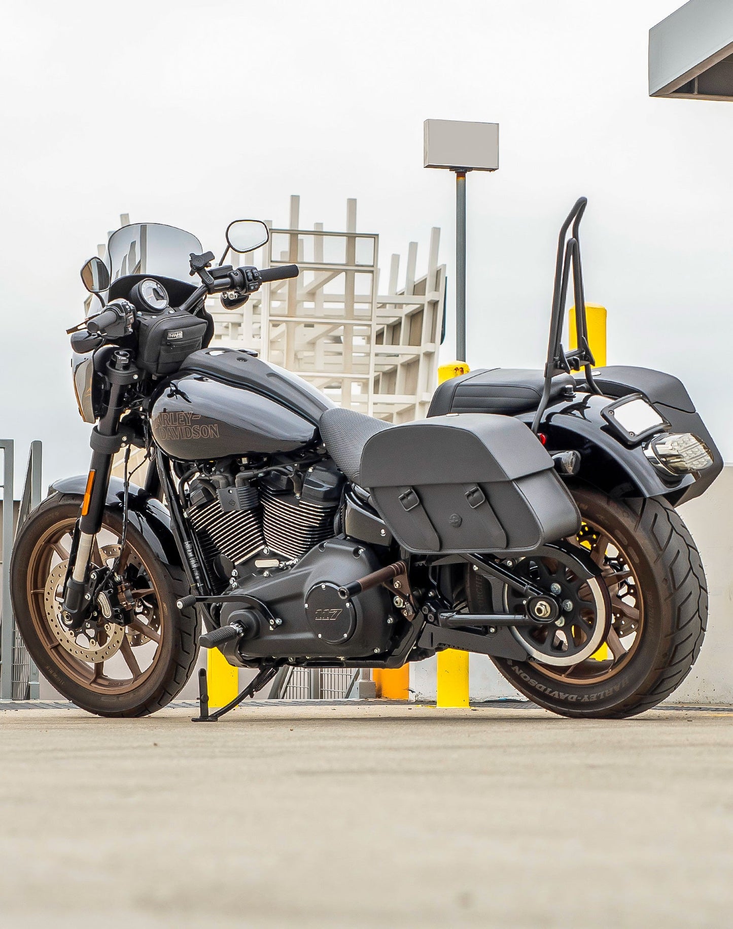 28L - Baelor Medium Quick Mount Motocicleta Alforjas para Harley Softail Low Rider S FXLRS