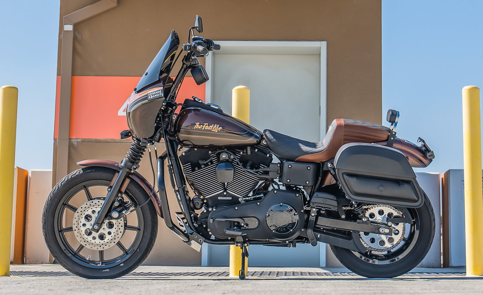 28L - Pantheon Medium Quick-Mount Motocicleta Alforjas para Harley Dyna Super Glide FXD/I