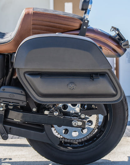 28L - Pantheon Medium Quick-Mount Motocicleta Alforjas para Harley Dyna Super Glide FXD/I
