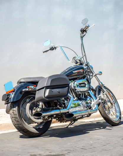28L - Pantheon Medium Quick Mount Motocicleta Alforjas para Harley Sportster 1200 Custom XL1200C/XLH1200C