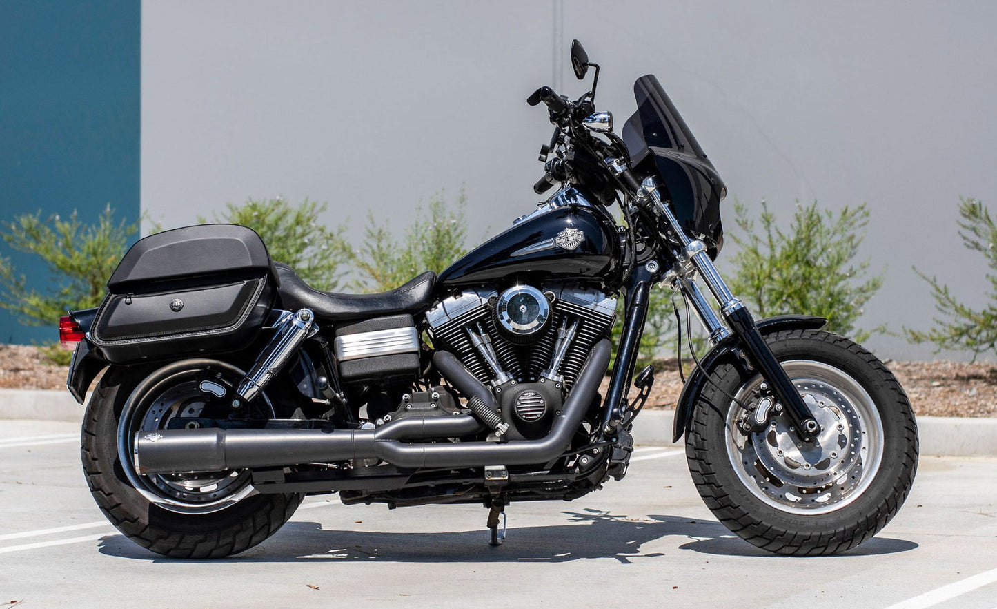 28L - Pantheon Medium Quick Mount Motocicleta Alforjas para Harley Davidson Dyna Fat Bob FXDF/SE