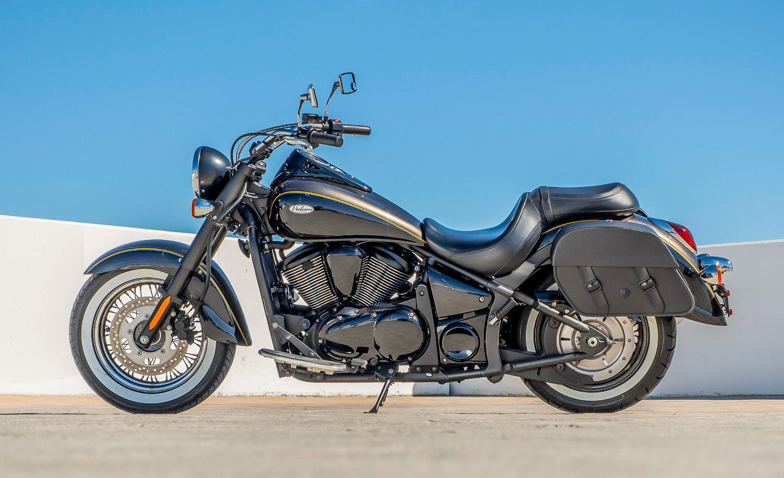 28L - Baelor Medium Quick Mount Kawasaki Vulcan 900 Classic VN900 Motocicleta Alforjas