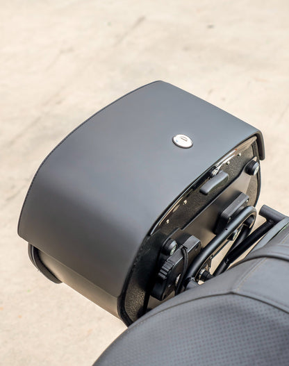 28L - Baelor Medium Quick Mount Kawasaki Vulcan 900 Custom VN900C Motocicleta Alforjas