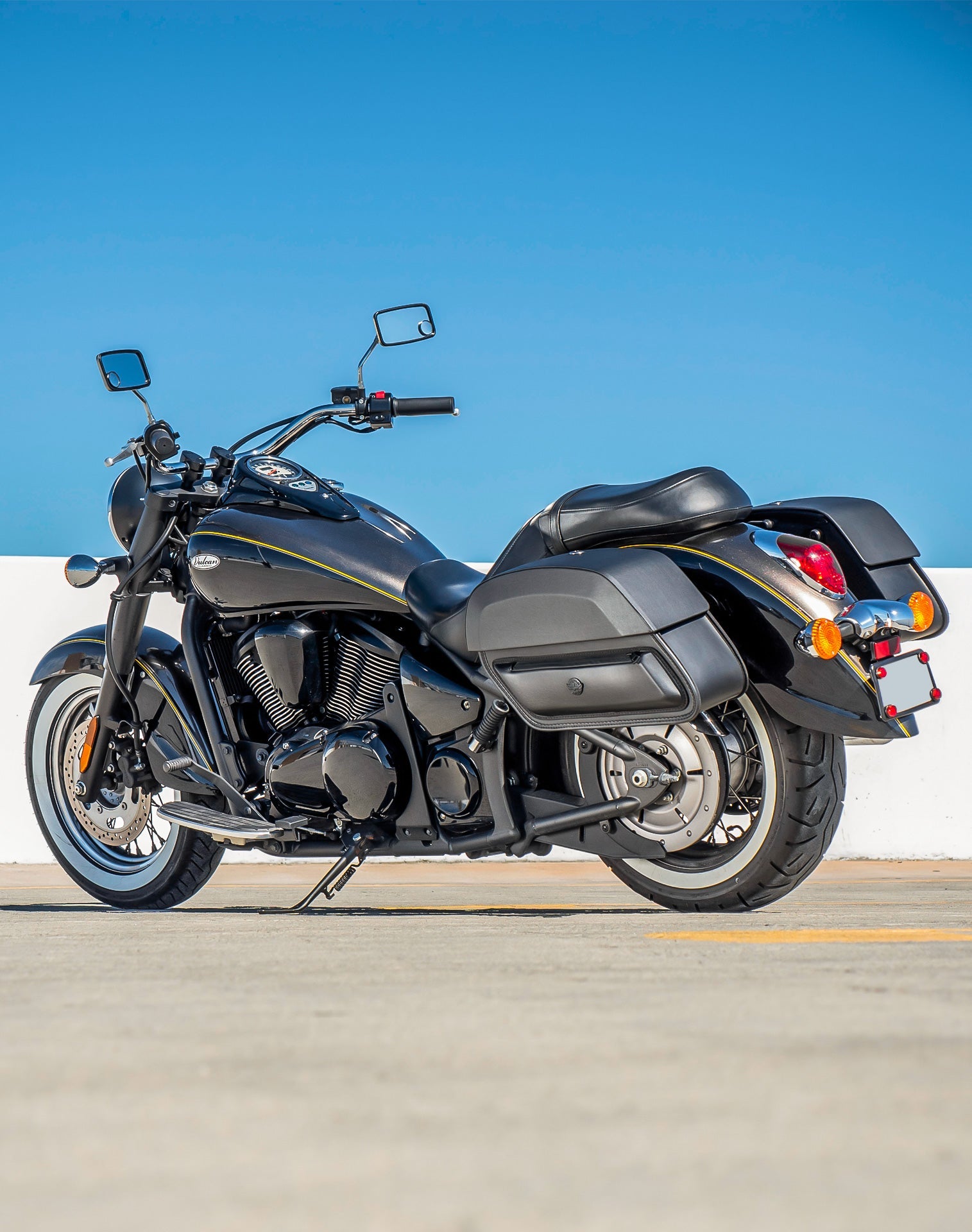 28L - Pantheon Medium Quick Mount Kawasaki Vulcan 900 Classic VN900 Motocicleta Alforjas