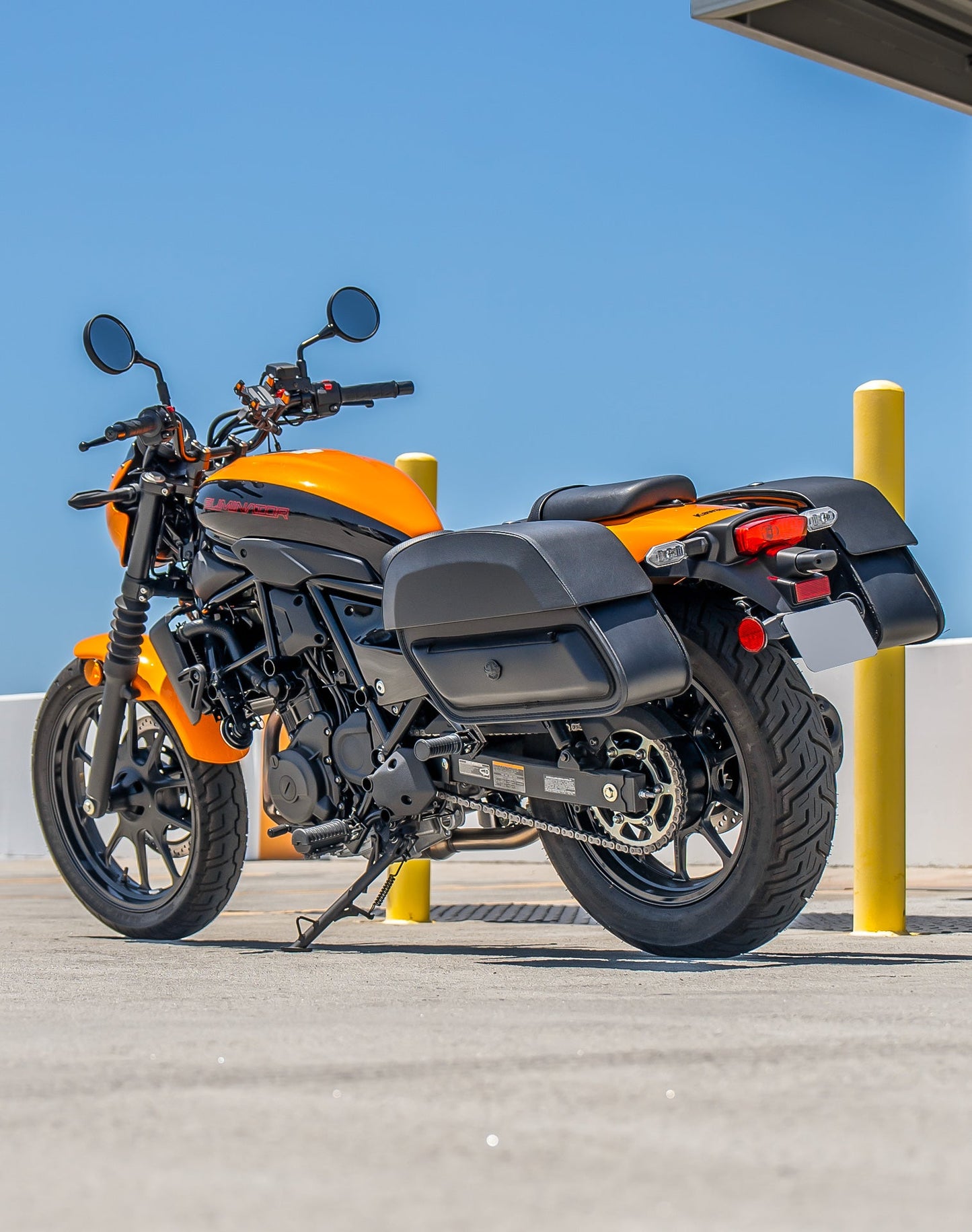 28L - Pantheon Medium Quick Mount Kawasaki Eliminator 450 Motocicleta Alforjas