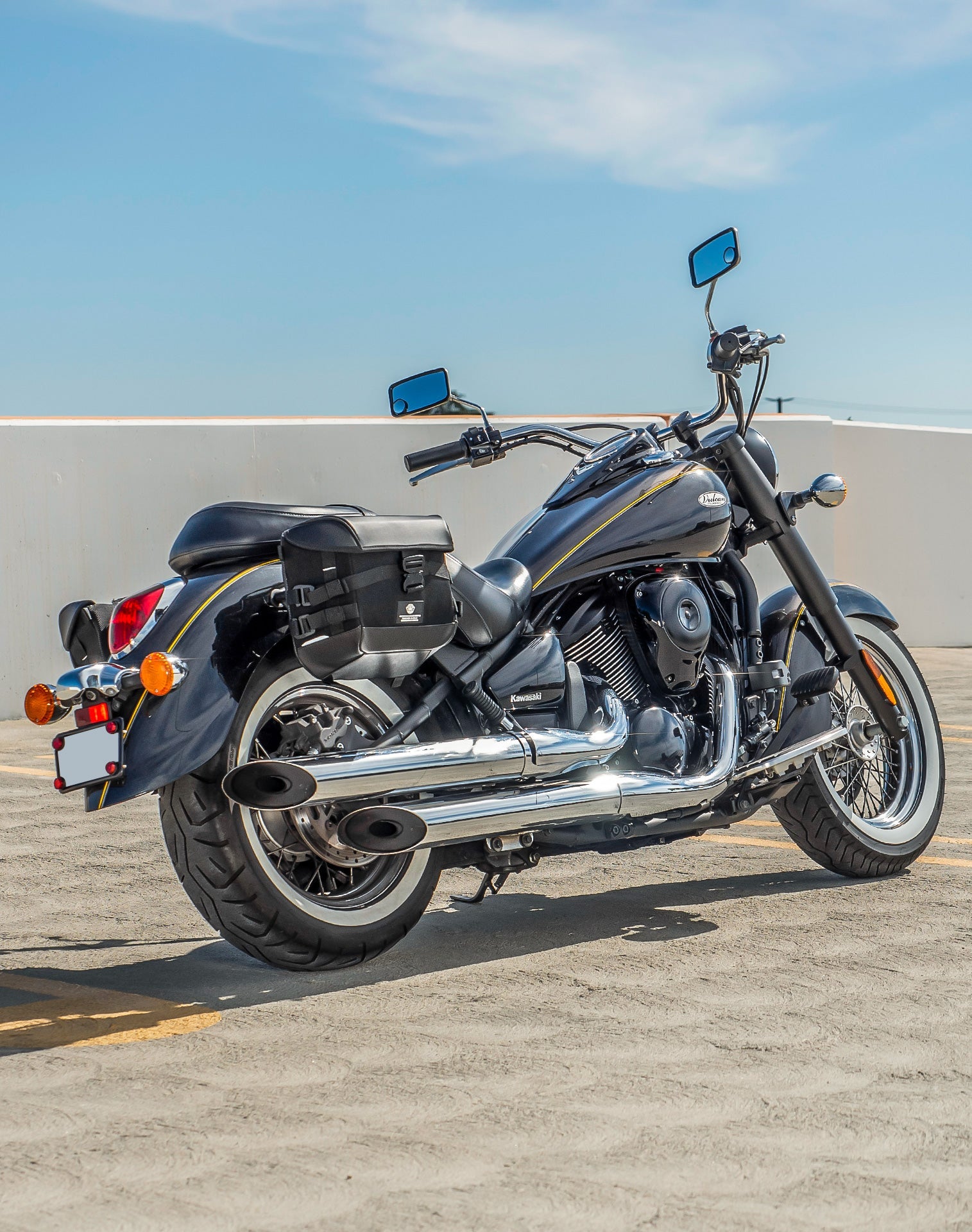 10L - Incognito Quick Mount Small Kawasaki Vulcan 900 Classic VN900 Solo Alforja (Right Only)