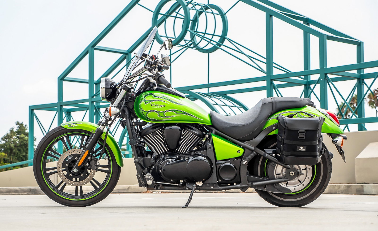 15L - Incognito Quick Mount Medium Kawasaki Vulcan 900 Custom VN900C Solo Alforja (Left Only)