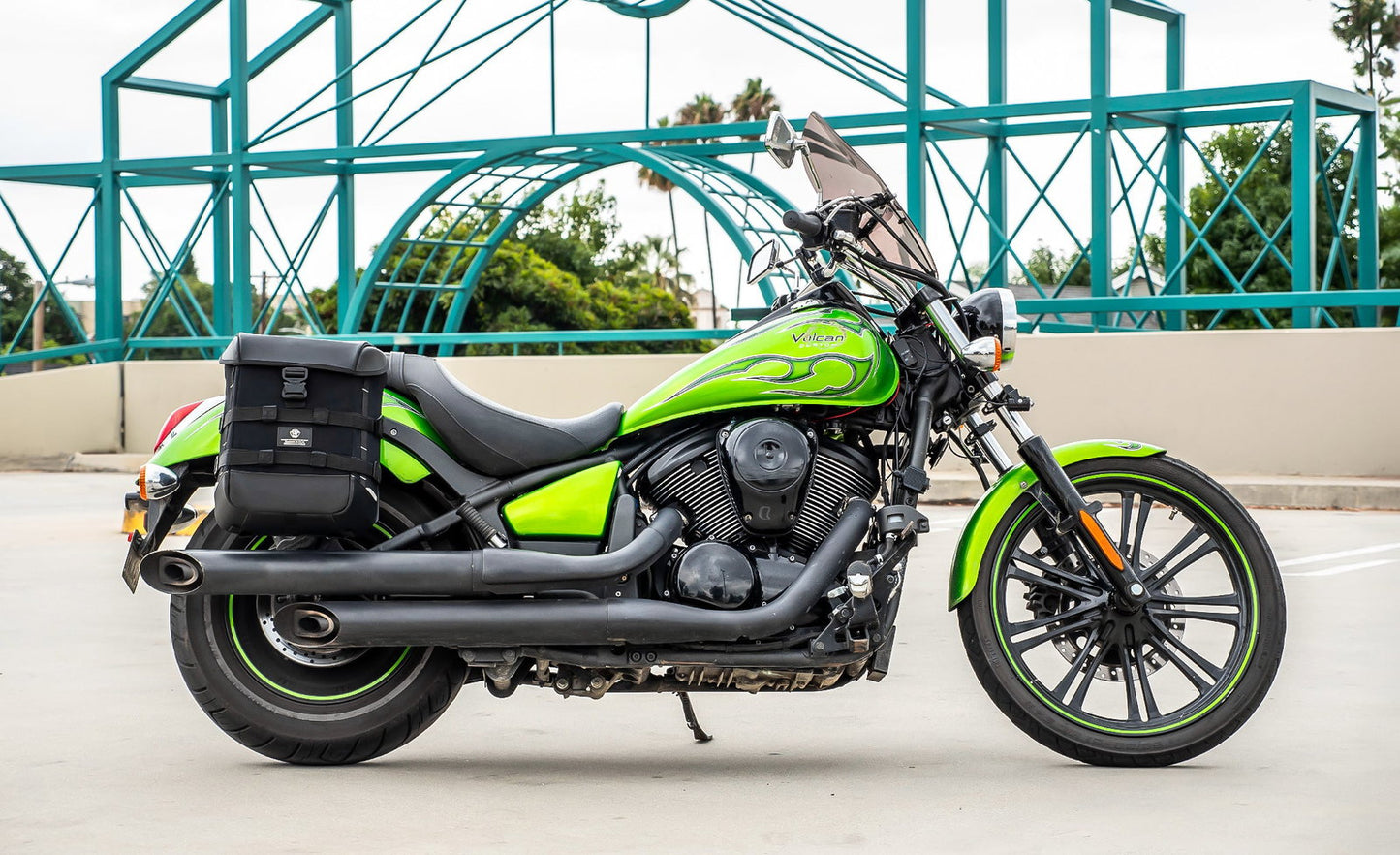 15L - Incognito Quick Mount Medium Kawasaki Vulcan 900 Custom VN900C Solo Alforja (Right Only)