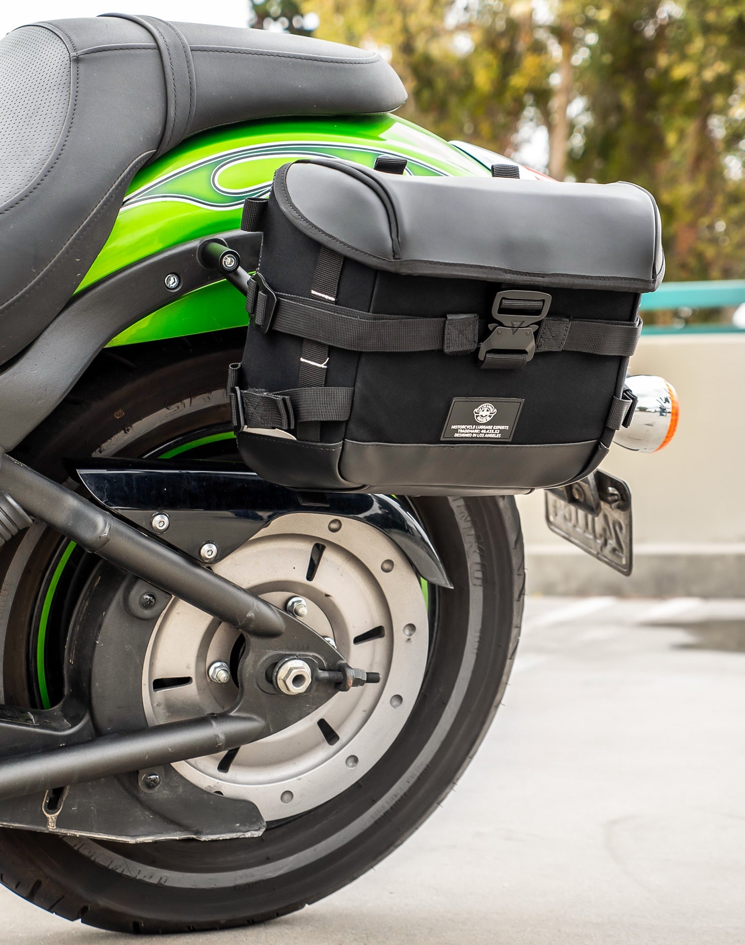 10L - Incognito Quick Mount Small Kawasaki Vulcan 900 Custom VN900C Solo Alforja (Left Only)