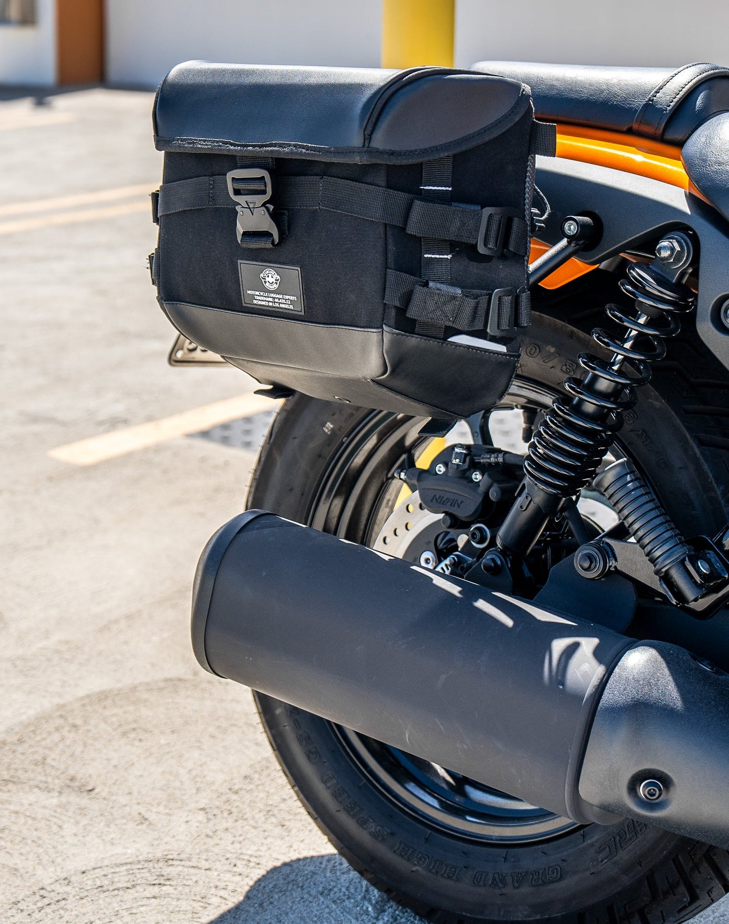 10L - Incognito Quick Mount Small Kawasaki Eliminator 450 Solo Alforja (Right Only)