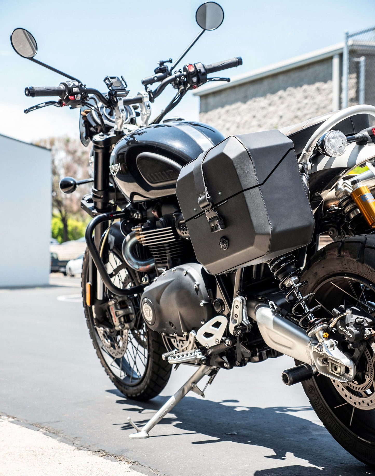 10L - Outlaw Quick Mount Small Triumph Scrambler 1200 Hard Solo Alforja (Left Only)