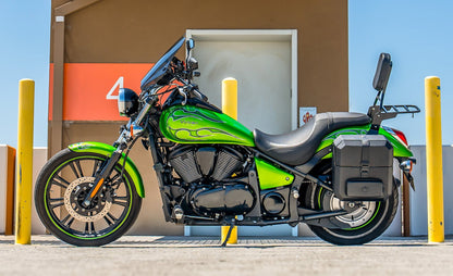 15L - Outlaw Quick Mount Medium Kawasaki Vulcan 900 Custom Hard Solo Alforja (Left Only)