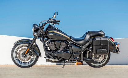 15L - Outlaw Quick Mount Medium Kawasaki Vulcan 900 Classic VN900 Hard Solo Alforja (Left Only)