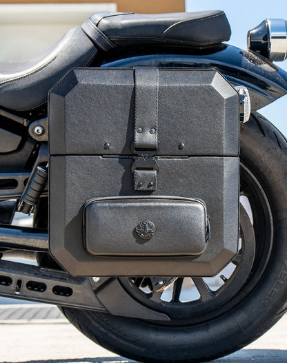 15L - Outlaw Quick Mount Medium Yamaha Bolt Specific Hard Solo Alforja (Left Only)