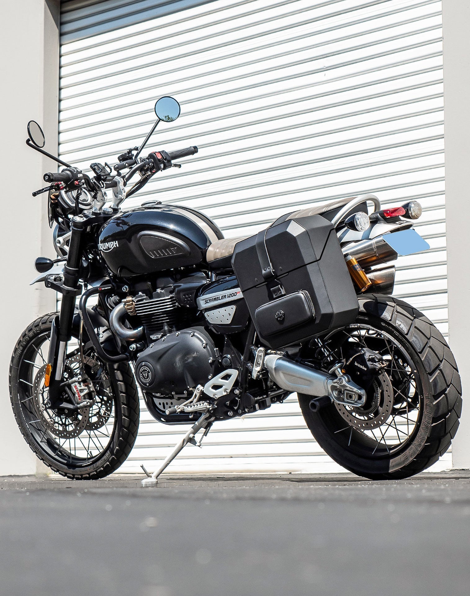 15L - Outlaw Quick Mount Medium Triumph Scrambler 1200 Hard Solo Alforja (Left Only)