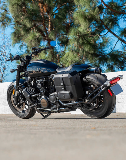 15L - Outlaw Quick Mount Medium Harley Sportster S (RH1250S) Hard Solo Alforja (Left Only)