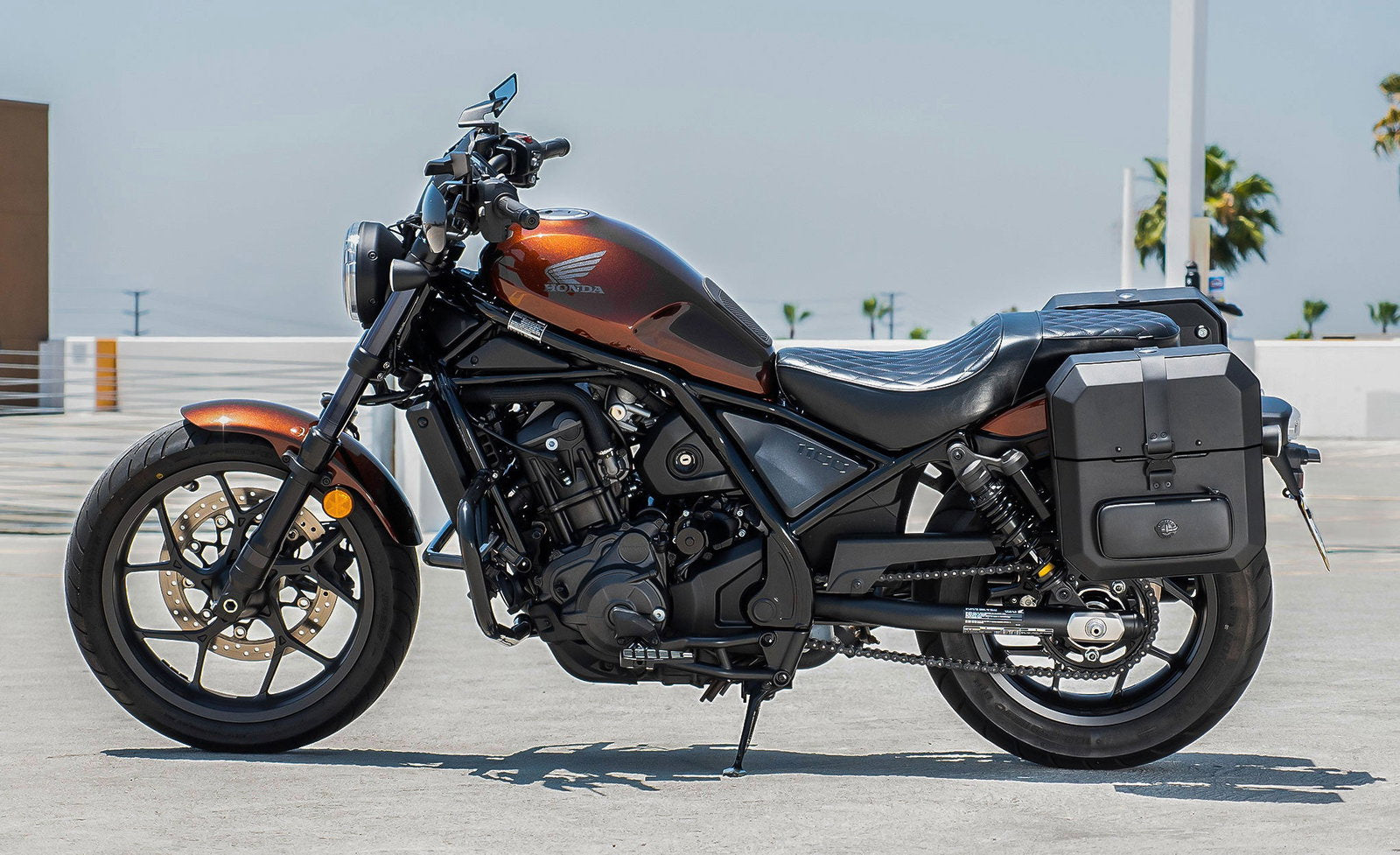 15L - Outlaw Quick Mount Medium Honda Rebel 1100 Hard Solo Alforja (Left Only)
