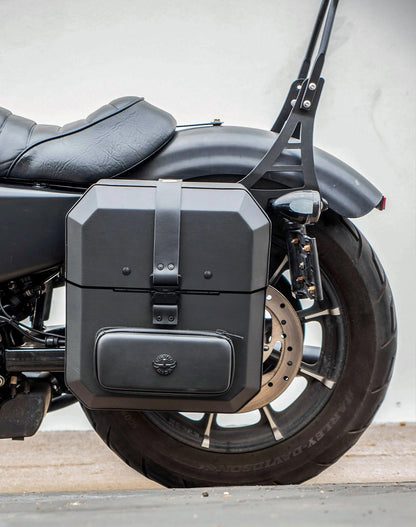 15L - Outlaw Quick Mount Medium Harley Sportster 883 Iron XL883N Hard Solo Alforja (Left Only)