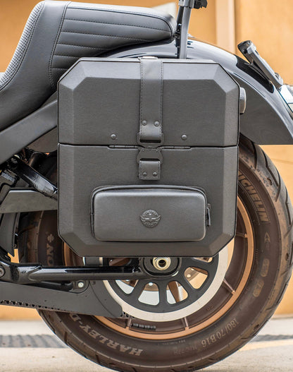 15L - Outlaw Quick Mount Medium Harley Softail Low Rider S FXLRS Hard Solo Alforja (Left Only)