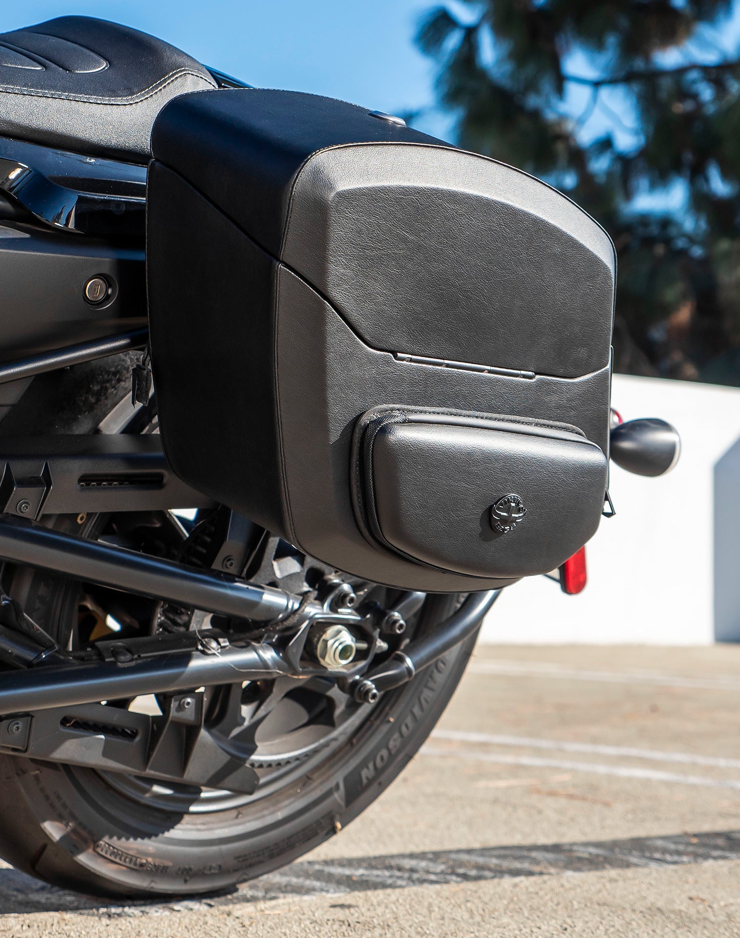 12L - Ironclad Quick Mount Medium Harley Sportster S (RH1250S) Hard Solo Alforja (Left Only)