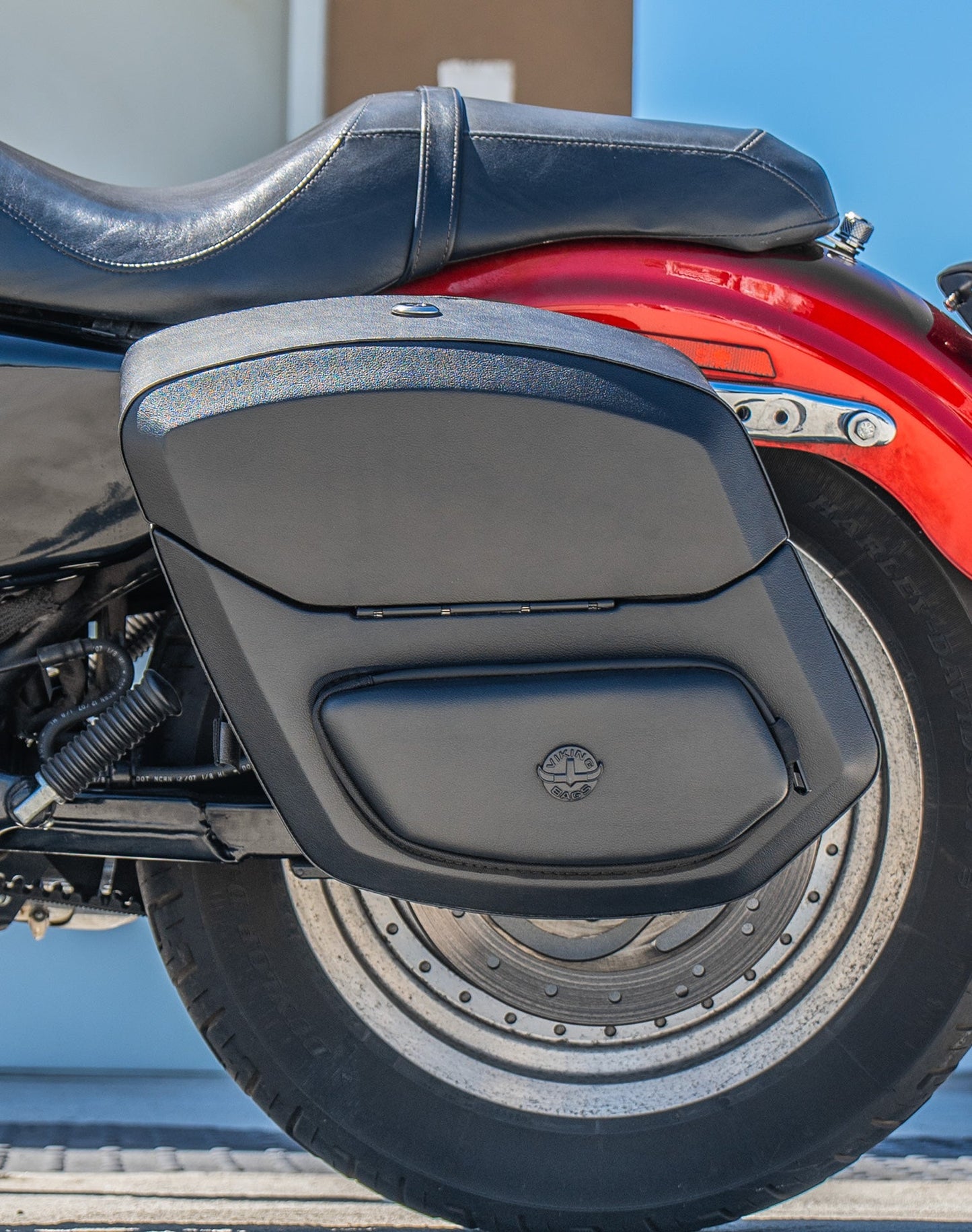 12L - Ironclad Quick Mount Medium Harley Sportster 883 Custom XL883C Hard Solo Alforja (Left Only)