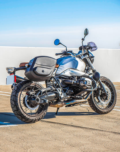 12L - Ironclad Quick Mount Medium BMW R nineT Hard Solo Alforja (Right Only)