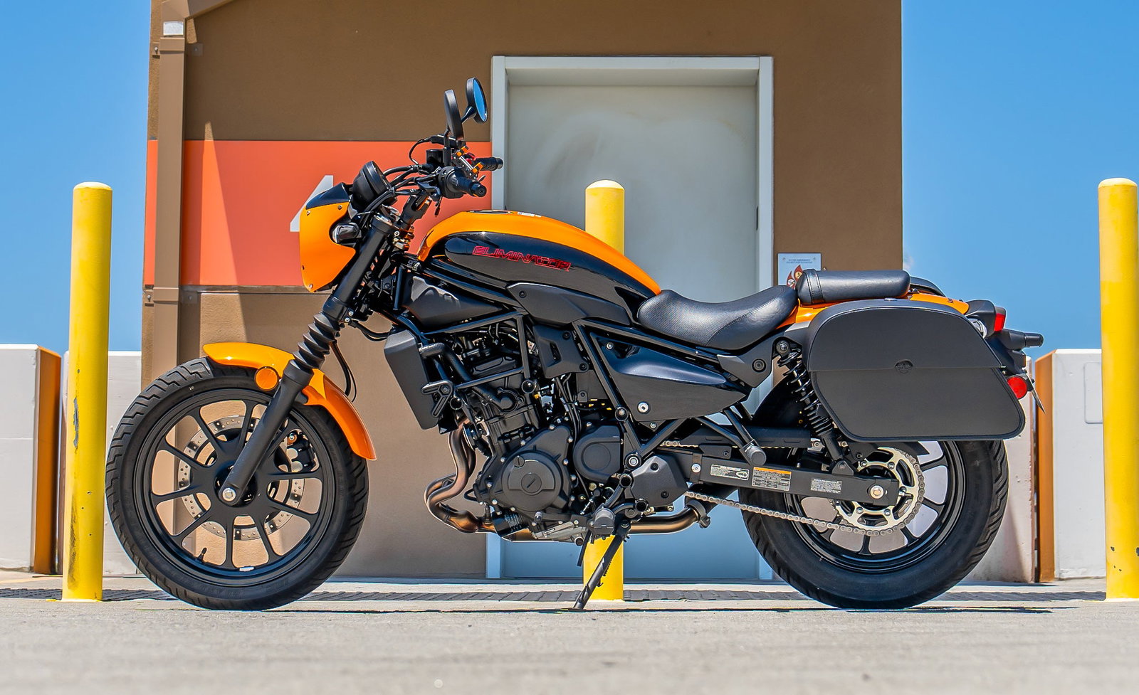 28L - Panzer Medium Quick Mount Kawasaki Eliminator 450 Leather Alforjas