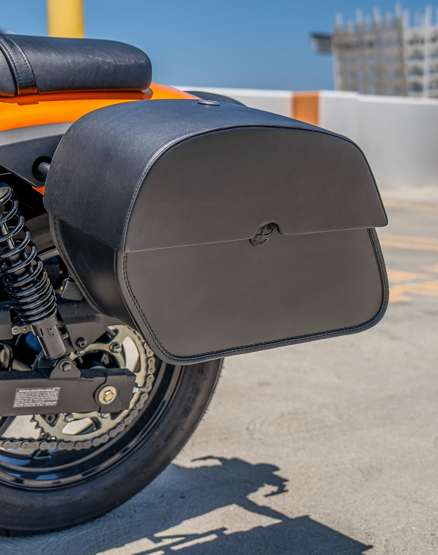 28L - Panzer Medium Quick Mount Kawasaki Eliminator 450 Leather Alforjas