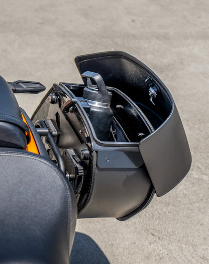 28L - Panzer Medium Quick Mount Kawasaki Eliminator 450 Leather Alforjas