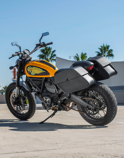 28L - Panzer Medium Quick Mount Ducati Scrambler (2014-17) Leather Alforjas