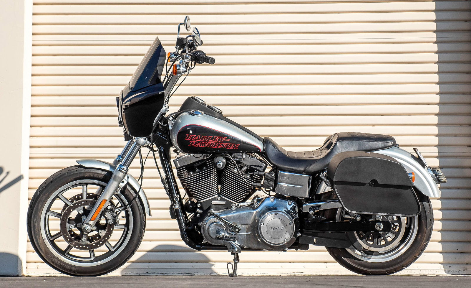 28L - Panzer Medium Quick Mount Leather Alforjas para Harley Davidson Dyna Low Rider FXDL/I
