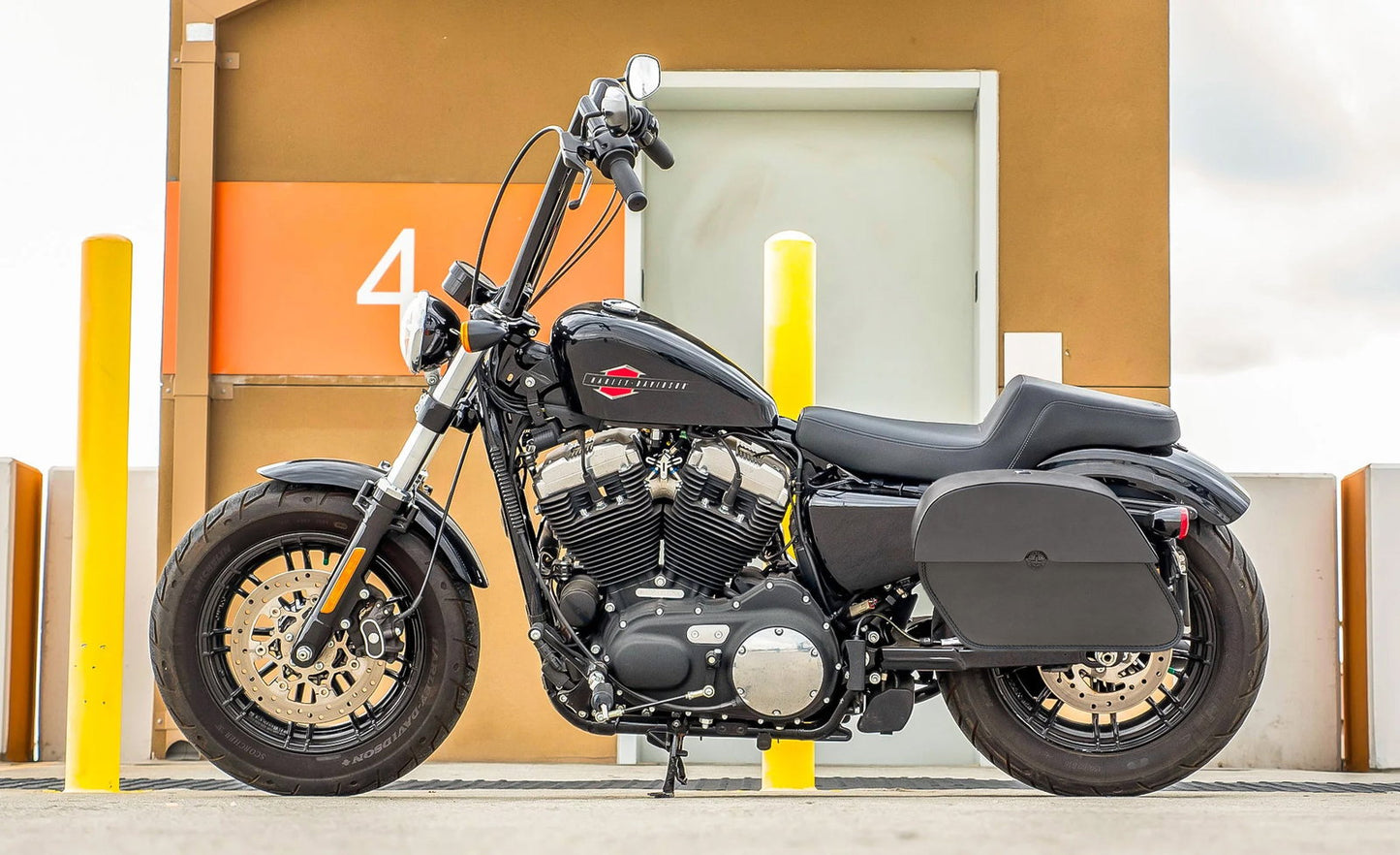 28L - Panzer Medium Quick Mount Leather Alforjas para Harley Sportster Forty Eight XL1200X/XL1200XS