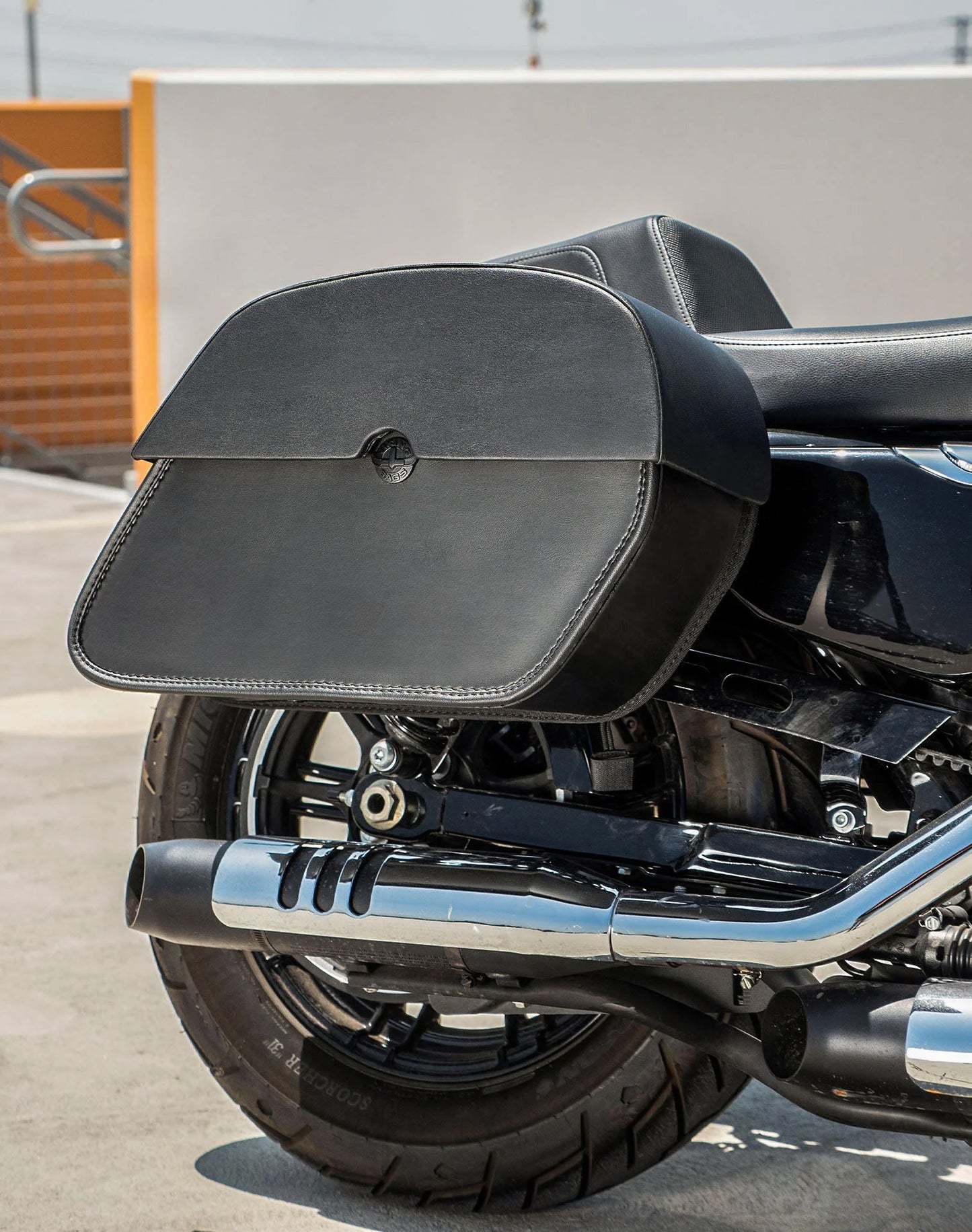 28L - Panzer Medium Quick Mount Leather Alforjas para Harley Sportster Forty Eight XL1200X/XL1200XS
