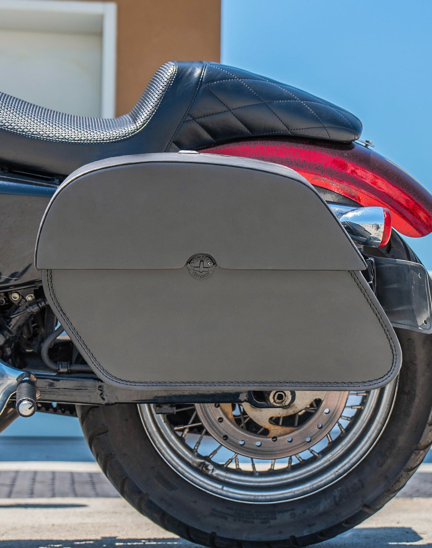 28L - Panzer Medium Quick Mount Leather Alforjas para Harley Sportster Seventy Two XL1200V