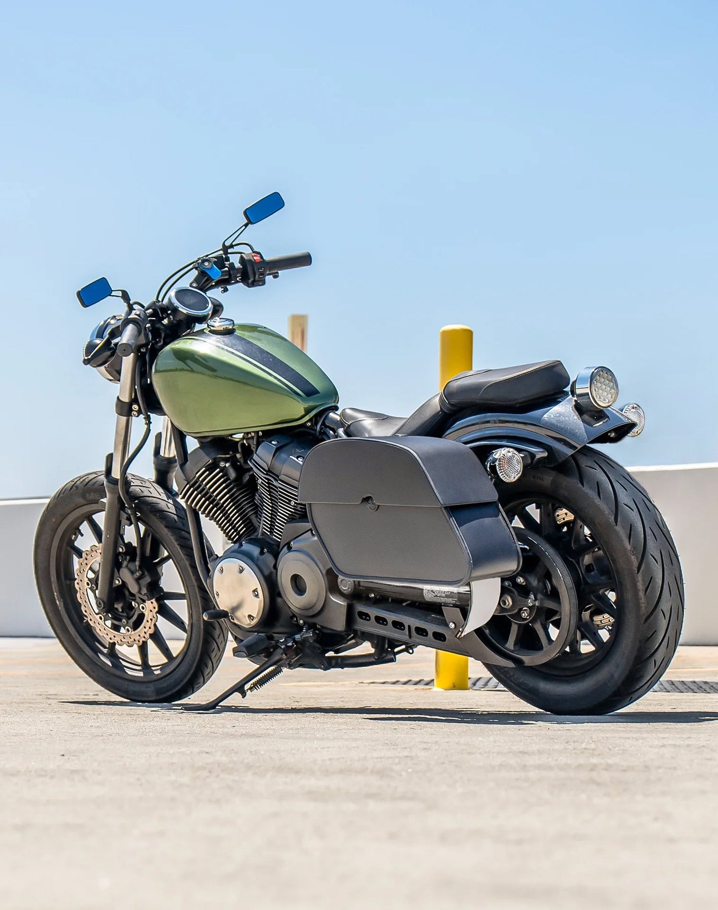 28L - Panzer Medium Quick Mount Yamaha Bolt Leather Alforjas