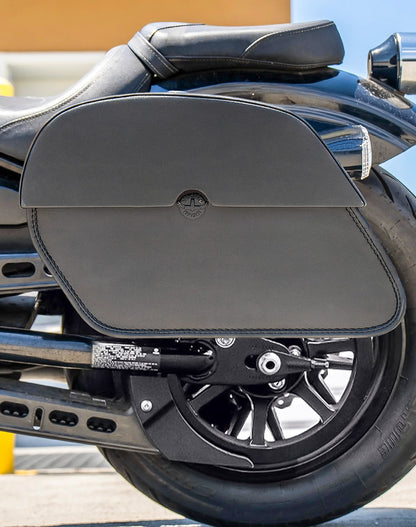 28L - Panzer Medium Quick Mount Yamaha Bolt Leather Alforjas
