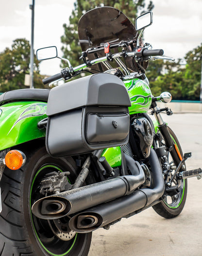 28L - Pantheon Medium Hard Mount Kawasaki Vulcan 900 VN900C Custom Leather Motocicleta Alforjas