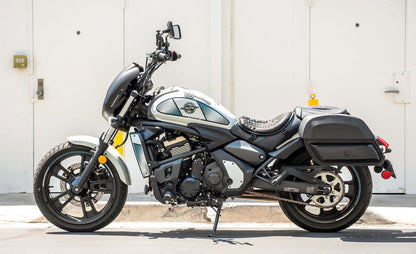 28L - Pantheon Medium Hard Mount Kawasaki Vulcan S VN650 Leather Motocicleta Alforjas