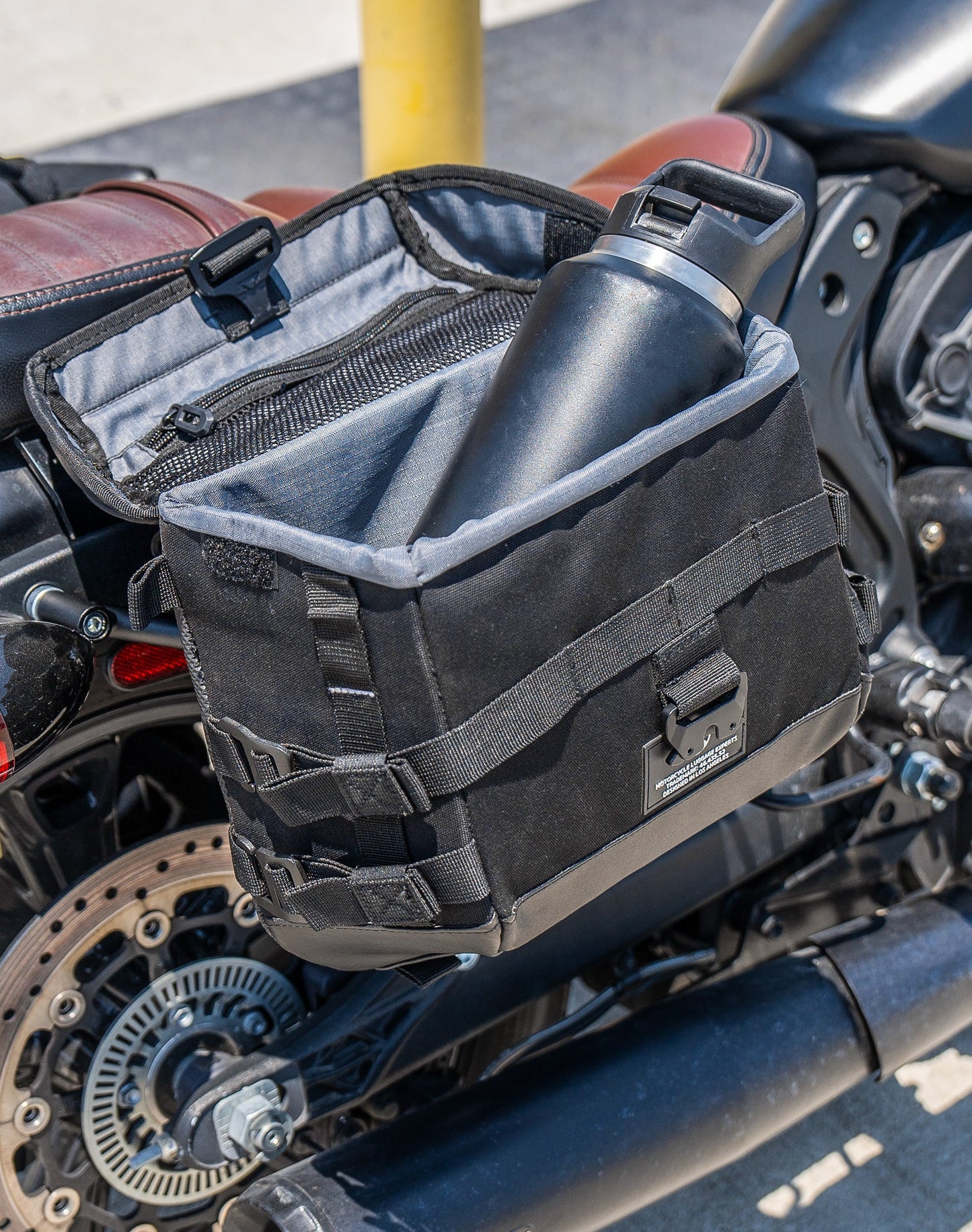 10L - Incognito Quick Mount Small Indian Scout Rogue Sixty Solo Alforja (Right Only)