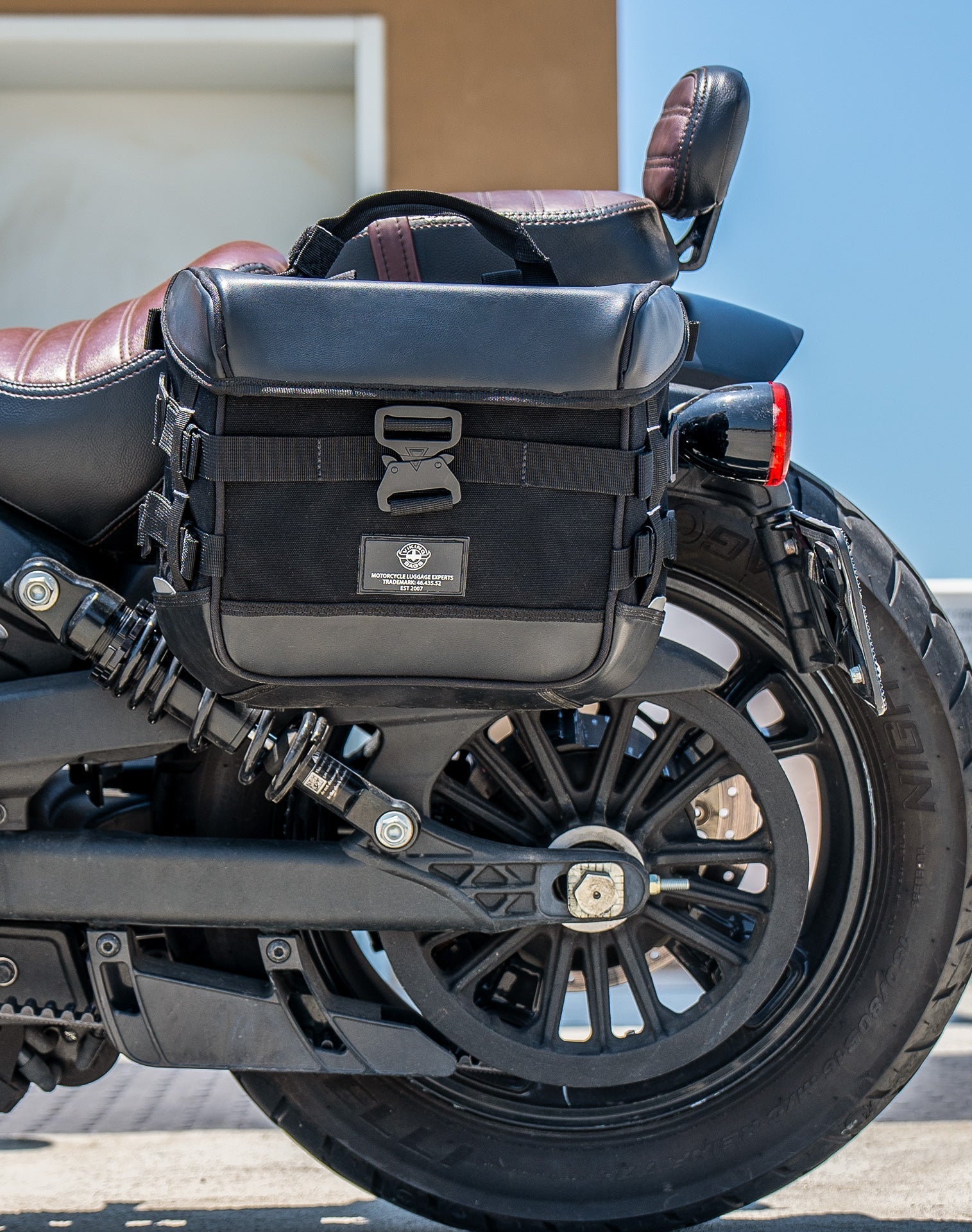 10L - Incognito Quick Mount Small Indian Scout Bobber Twenty Solo Alforja (Left Only)