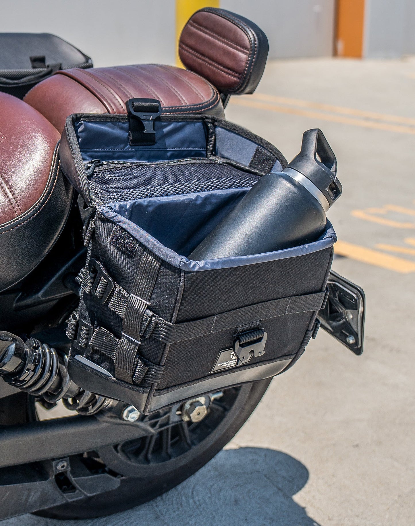 10L - Incognito Quick Mount Small Indian Scout Bobber Twenty Solo Alforja (Left Only)