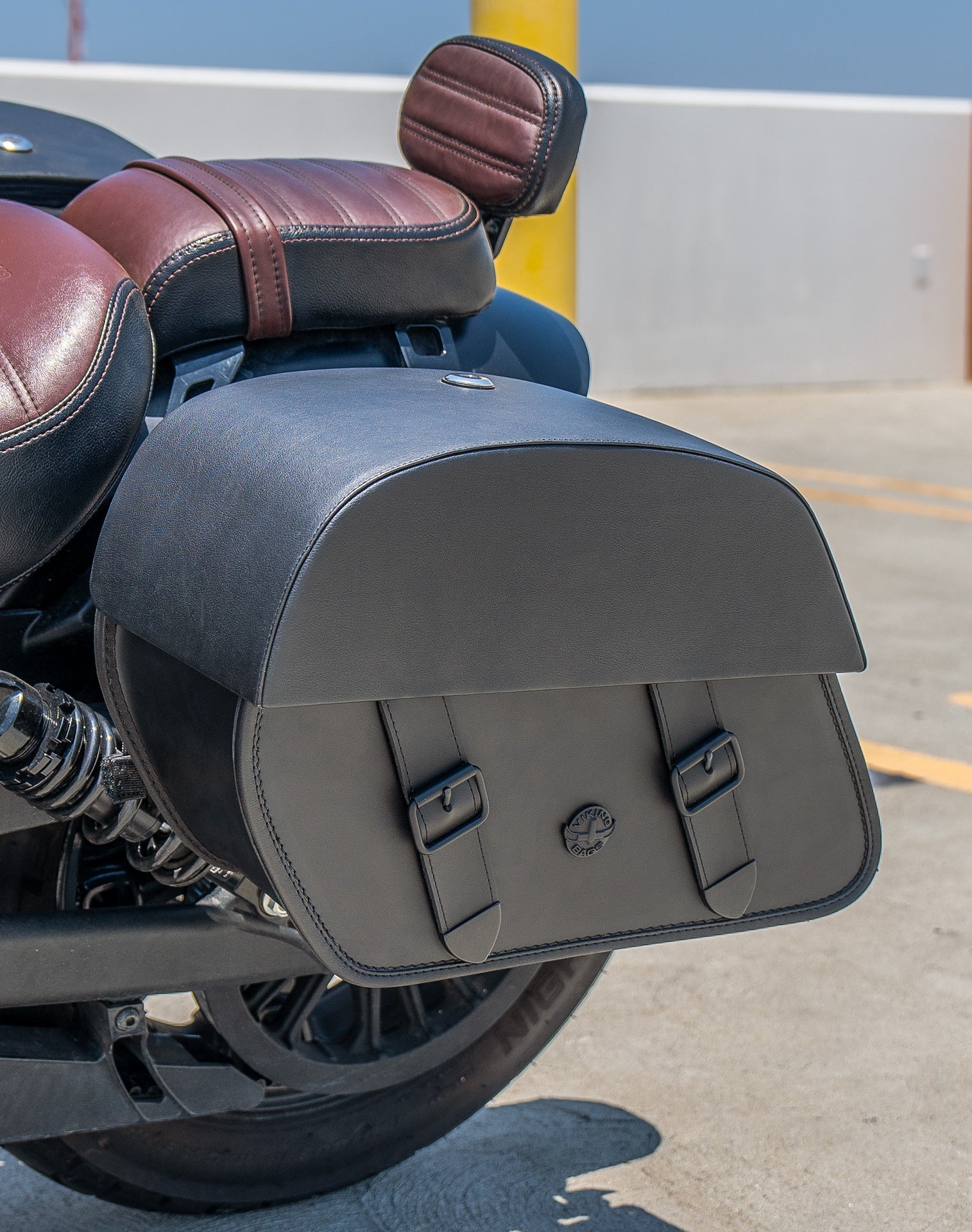 28L - Baelor Medium Quick Mount Indian Scout Bobber Motocicleta Alforjas